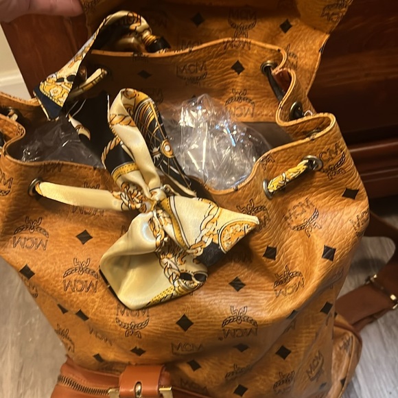 Pre loved MCM Backpack - Picture 8 of 8